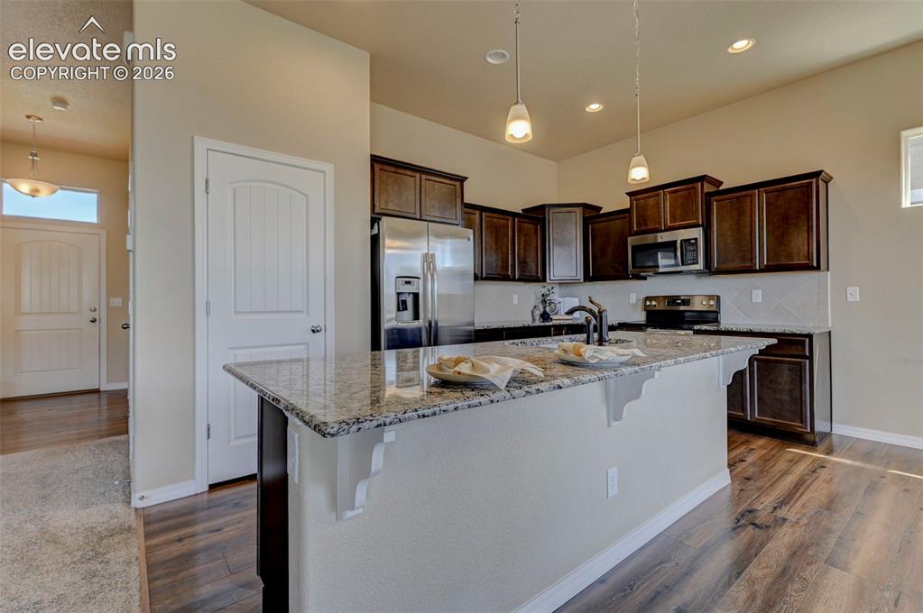 Image 11 of 34: Kitchen