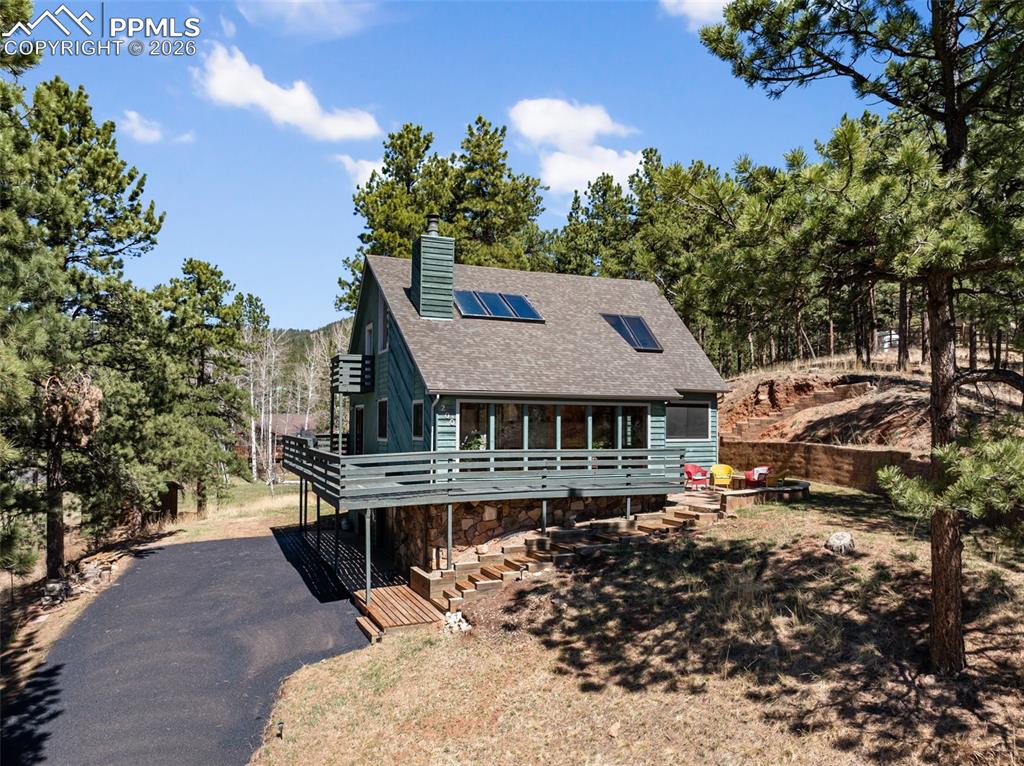 Image 8 of 50: Front of Structure