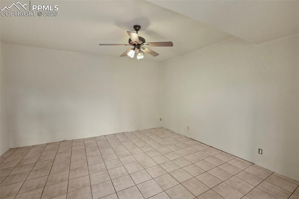 Image 32 of 50: Non-Conforming