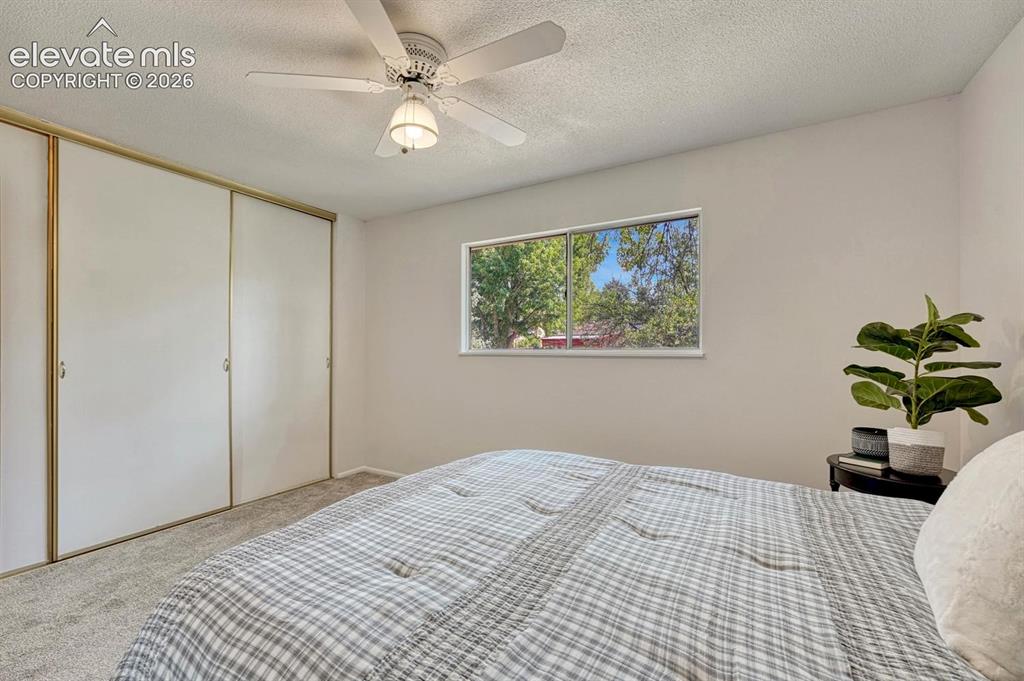 Image 19 of 44: Bedroom