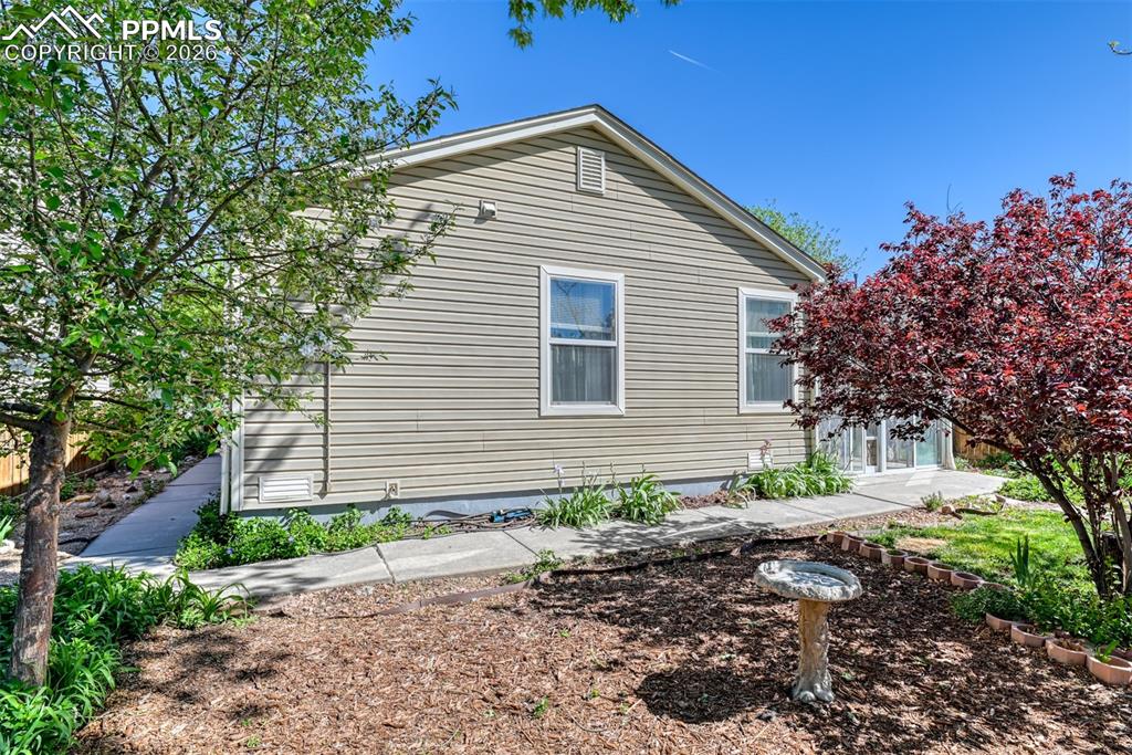 Image 34 of 36: No Description Available