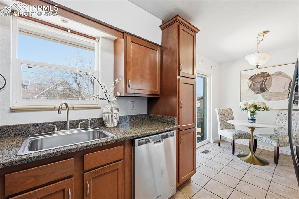 Image 9 of 32: Large sink window for tons of natural light