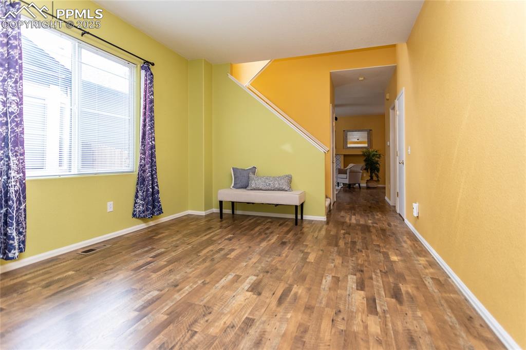 Image 7 of 47: Living Room