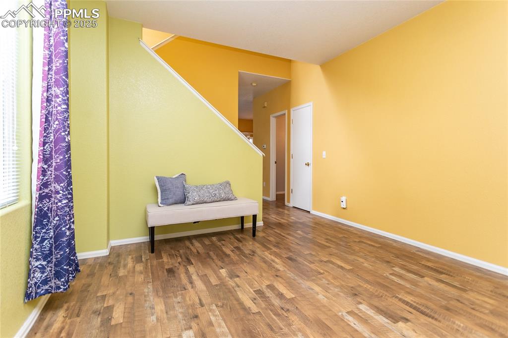 Image 9 of 47: Sitting Room