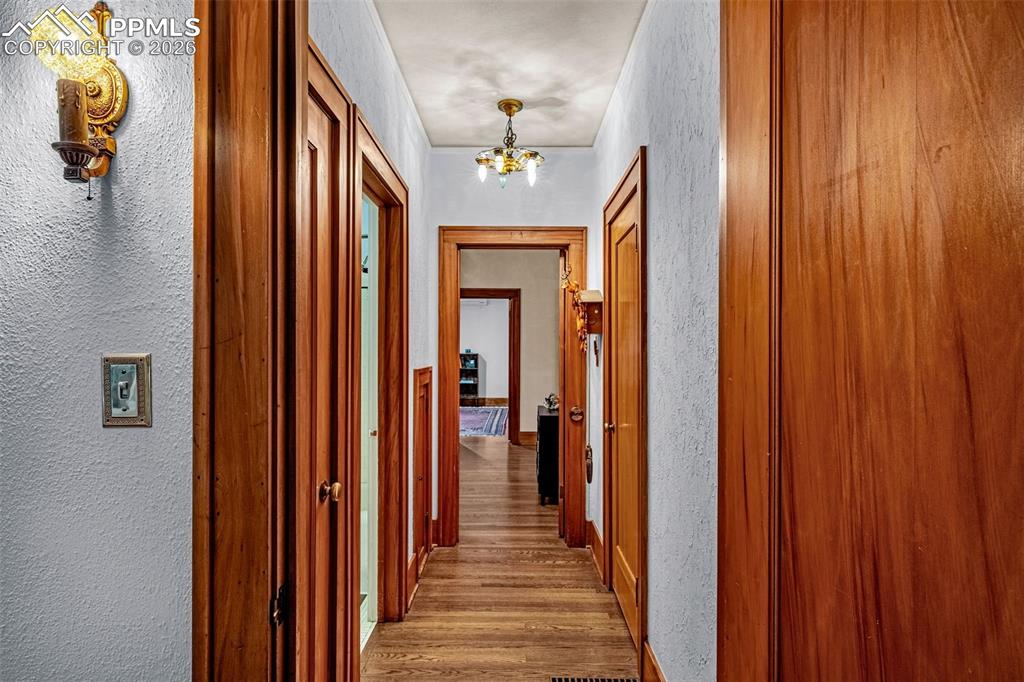 Image 40 of 50: Original woodwork, and loads of charm & character