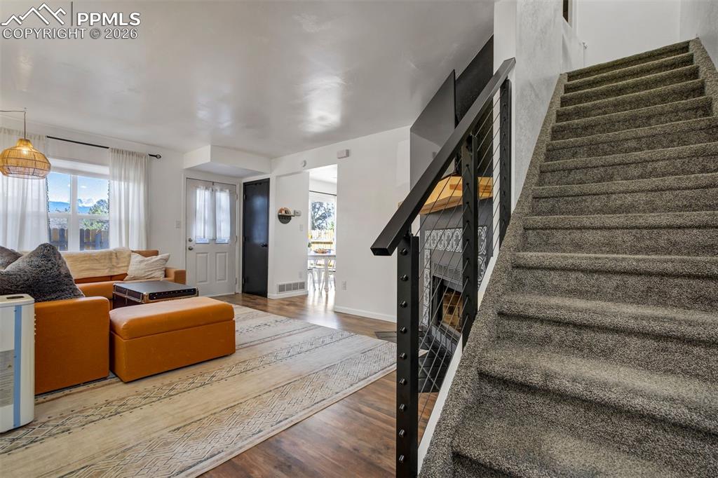 Image 18 of 34: Living Room