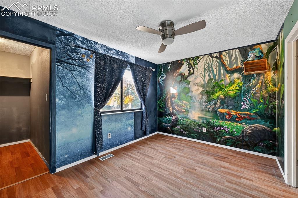 Image 16 of 25: Other