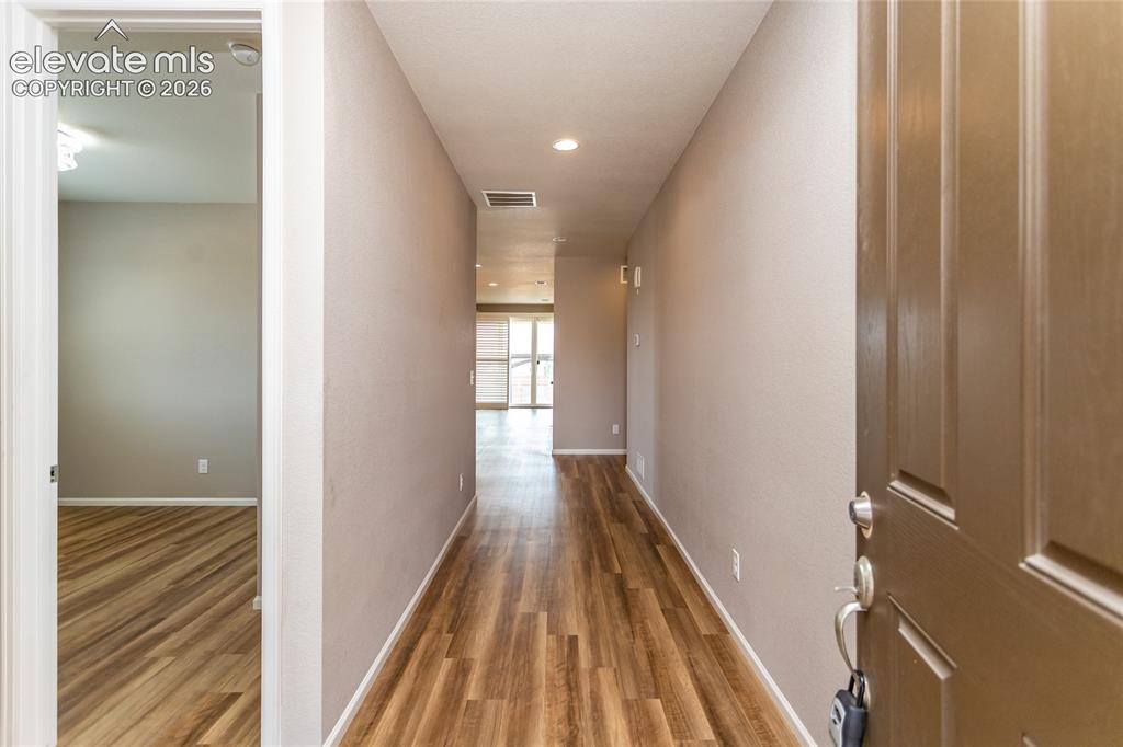Image 5 of 42: Entrance Foyer