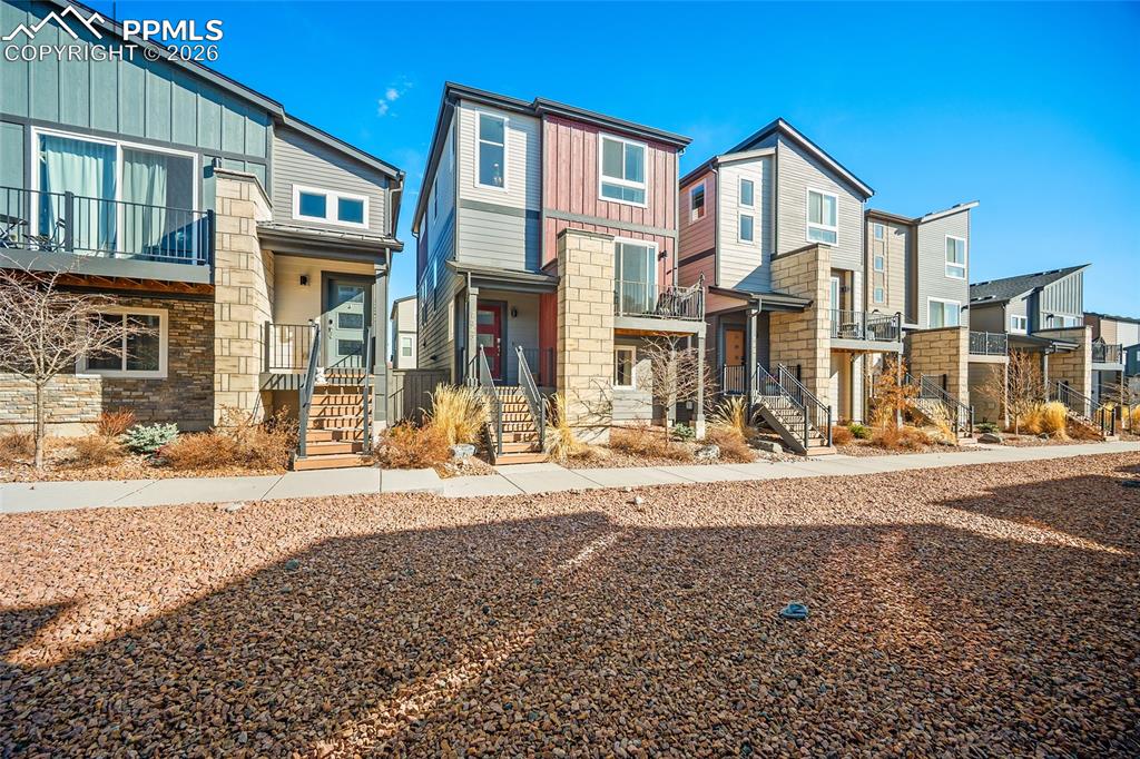 Image 3 of 50: Front of Structure