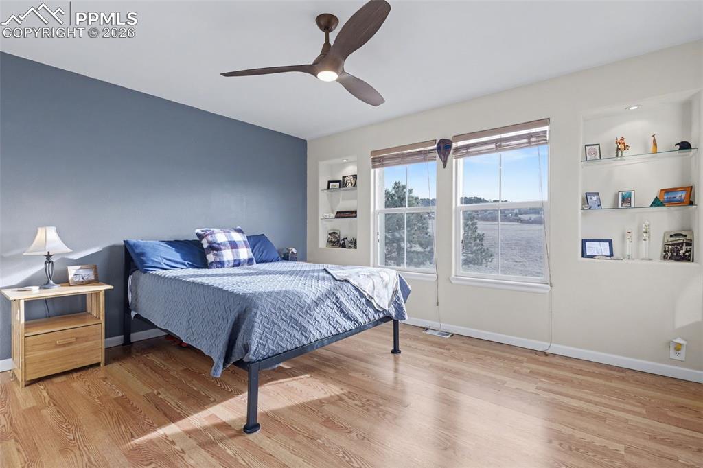 Image 19 of 38: Secondary Primary Suite