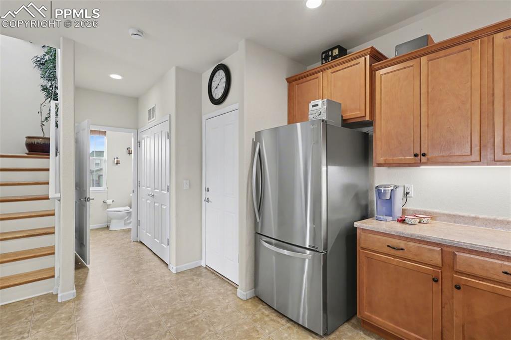 Image 9 of 38: Kitchen