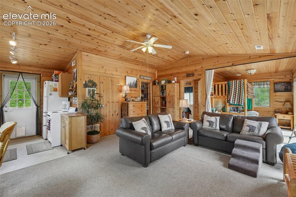 Image 5 of 26: Seller