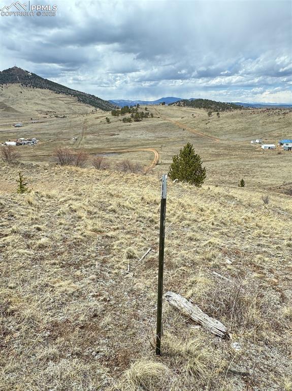 Image 28 of 36: View