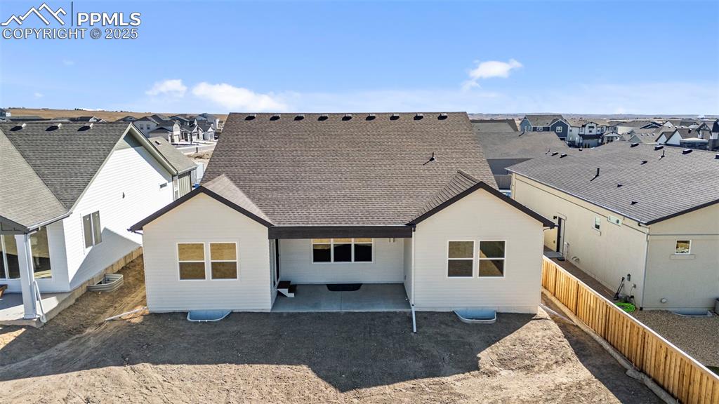 Image 33 of 47: Back of Structure