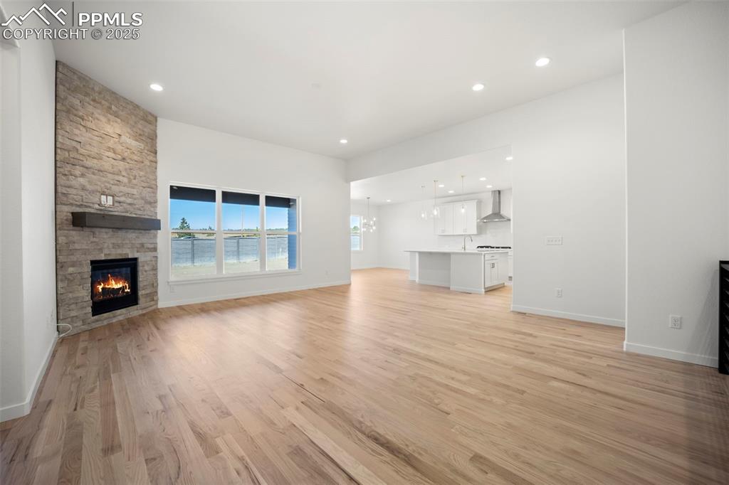 Image 4 of 47: Living Room