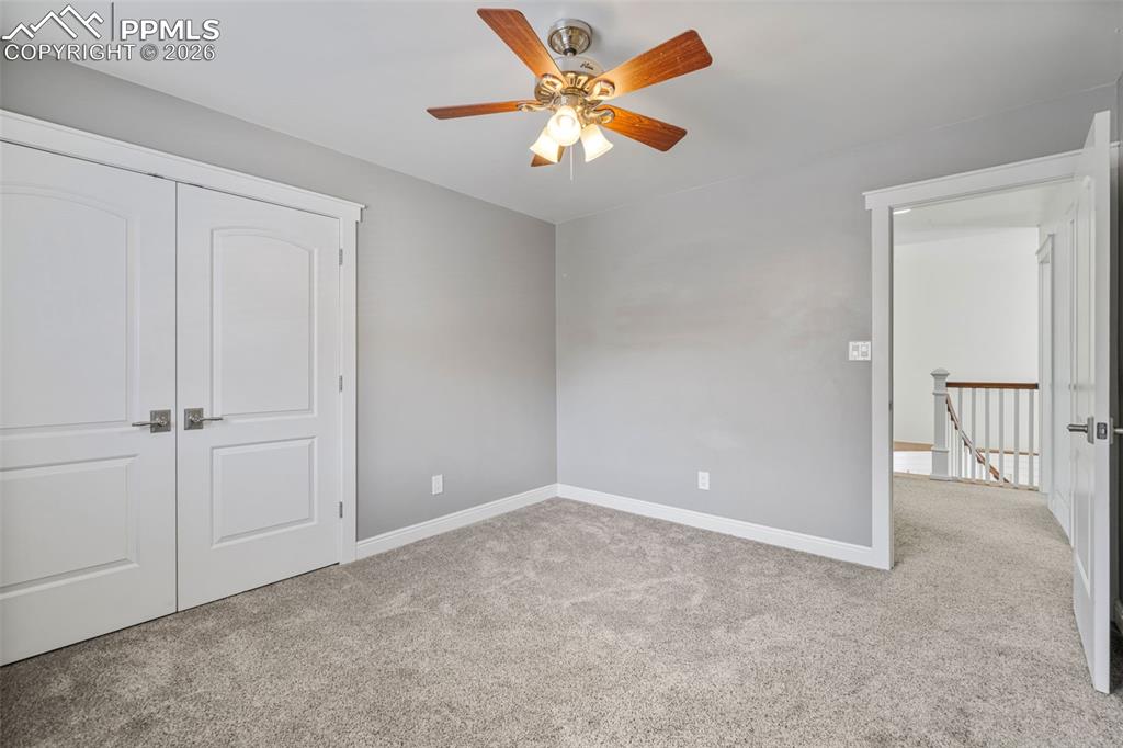 Image 35 of 50: Bedroom