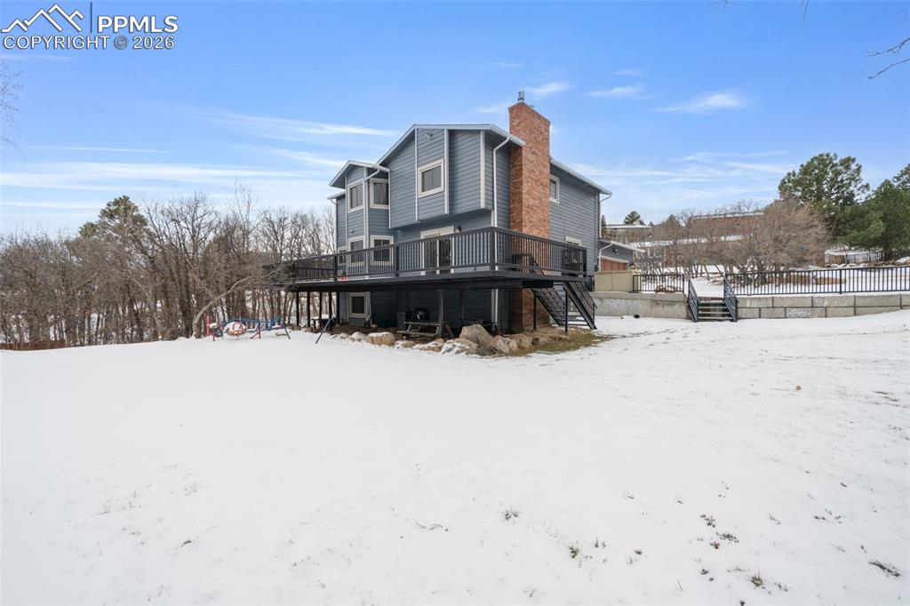 Image 45 of 50: Back of Structure