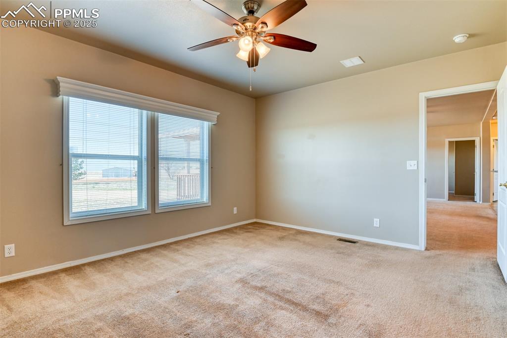 Image 19 of 39: Master Bedroom