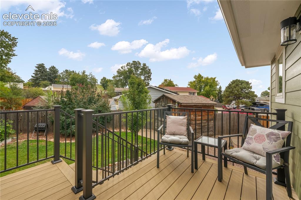 Image 16 of 50: Deck from kitchen