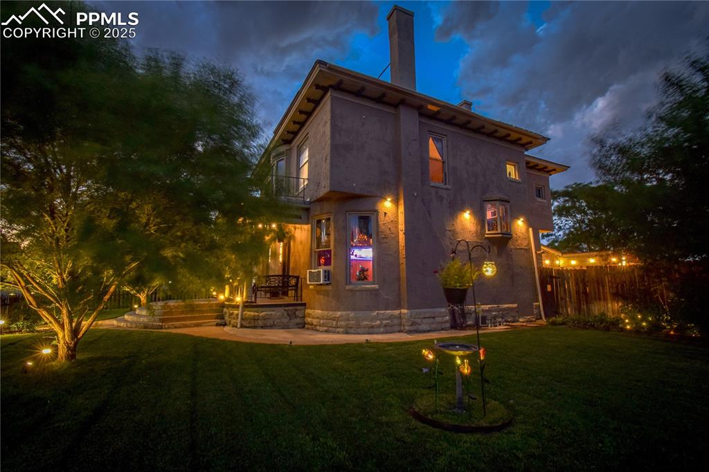 Image 44 of 48: Back of Structure