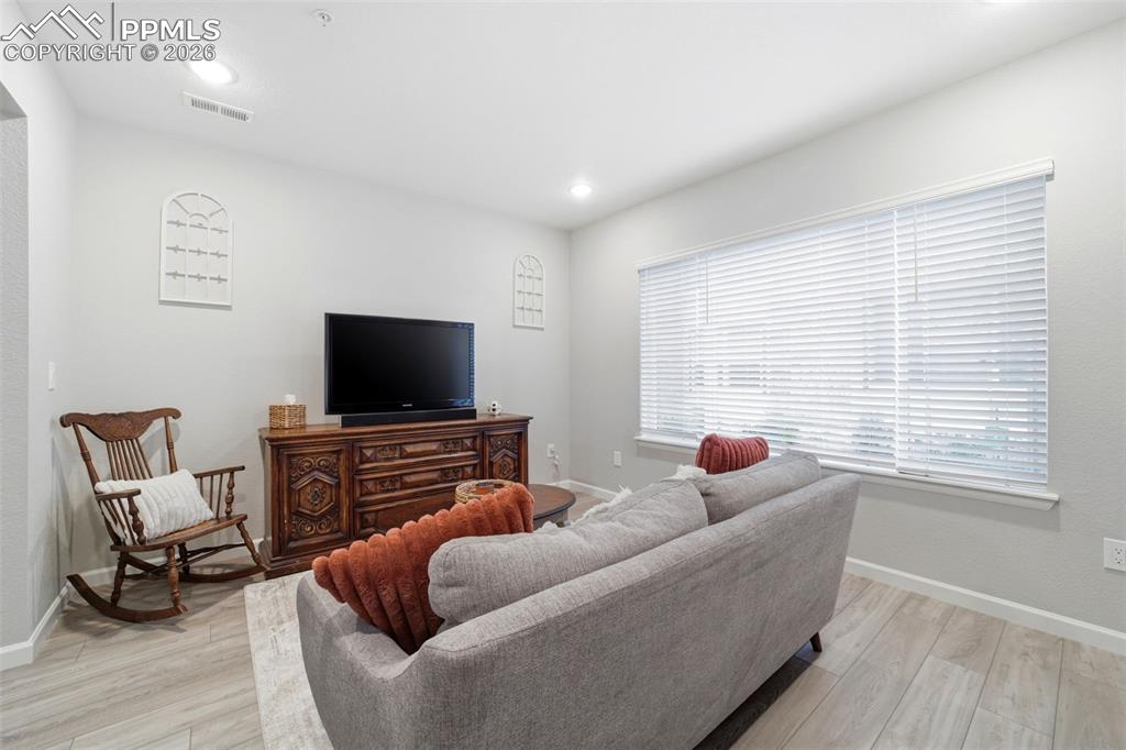 Image 10 of 50: Full Mother-in-law Suite