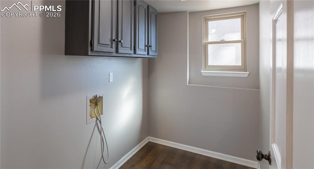 Image 42 of 45: Laundry