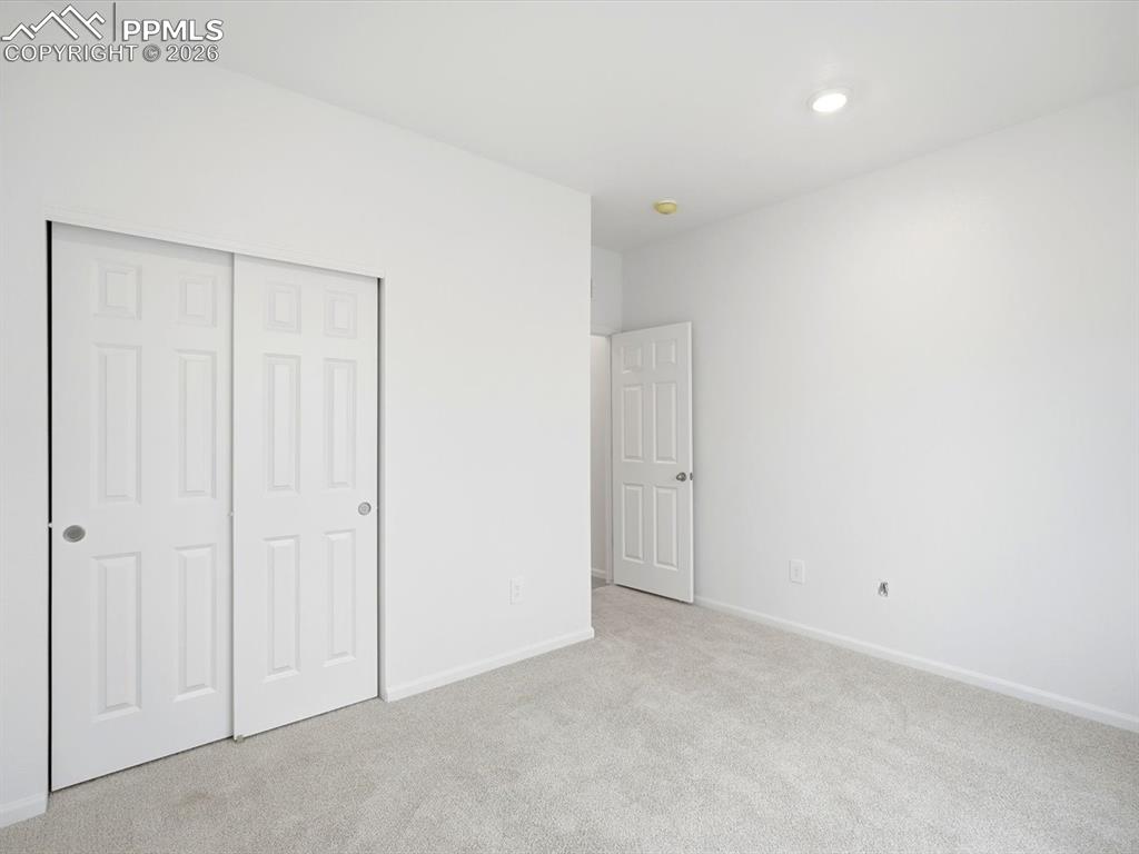 Image 4 of 29: Bedroom