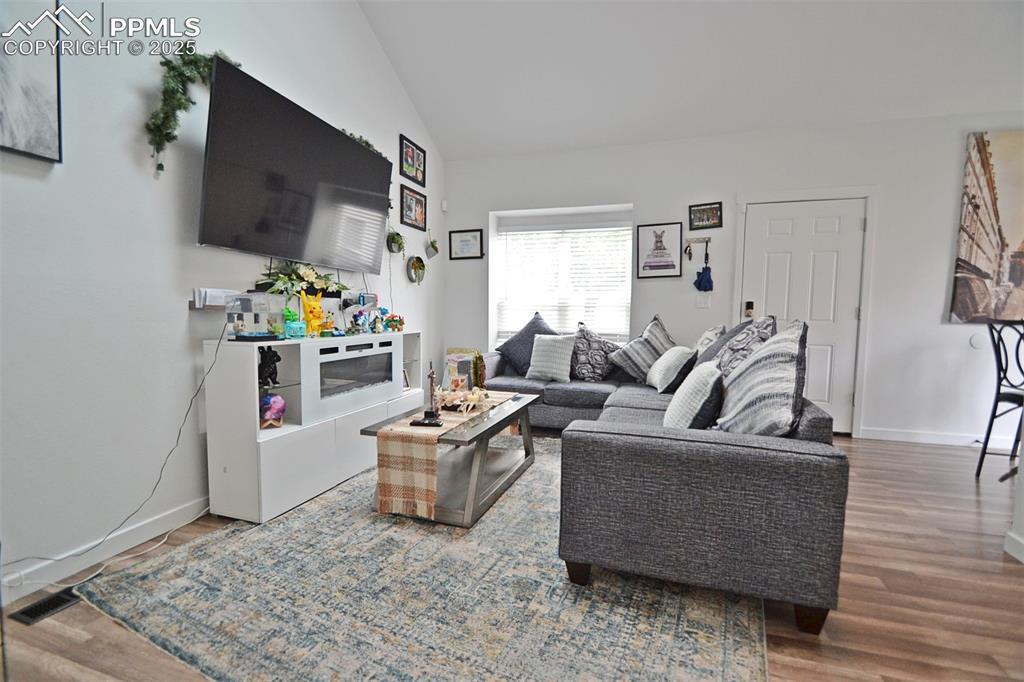 Image 6 of 36: Living Room