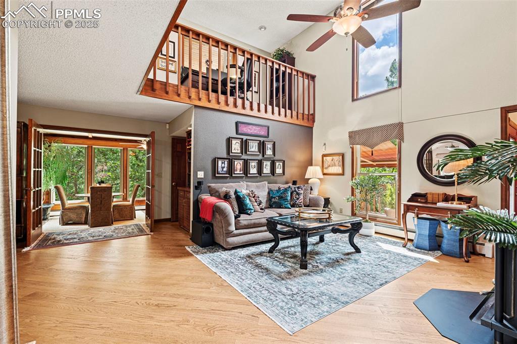 Image 10 of 49: Living Room