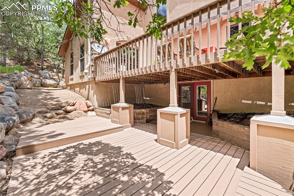 Image 35 of 49: lower level deck