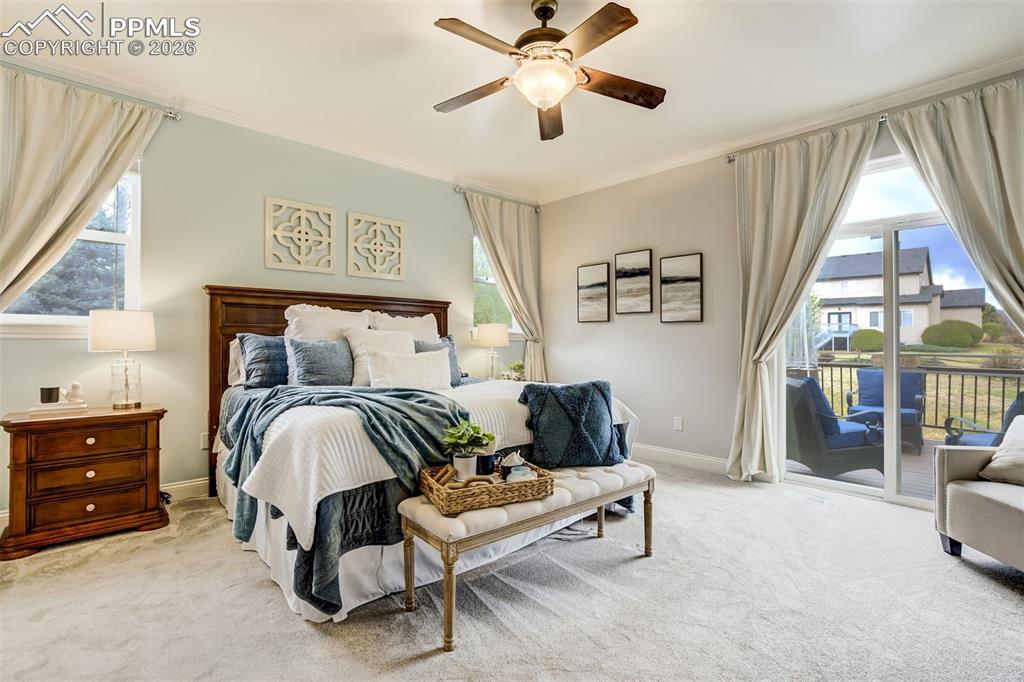 Image 17 of 50: Bedroom