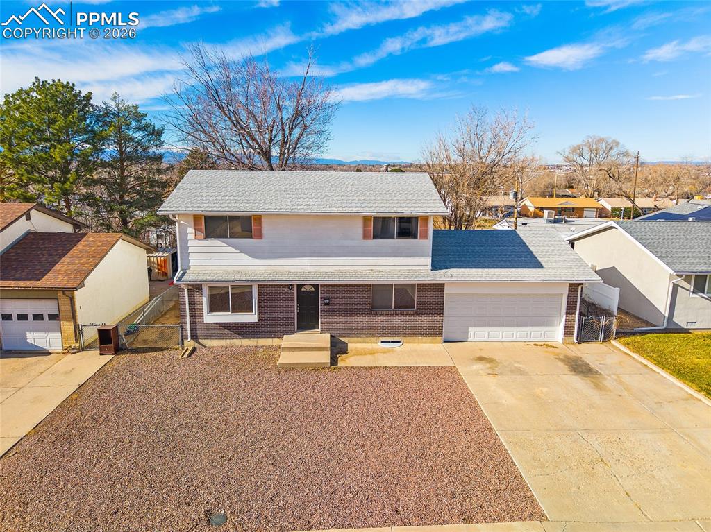 Image 31 of 35: Front of Structure