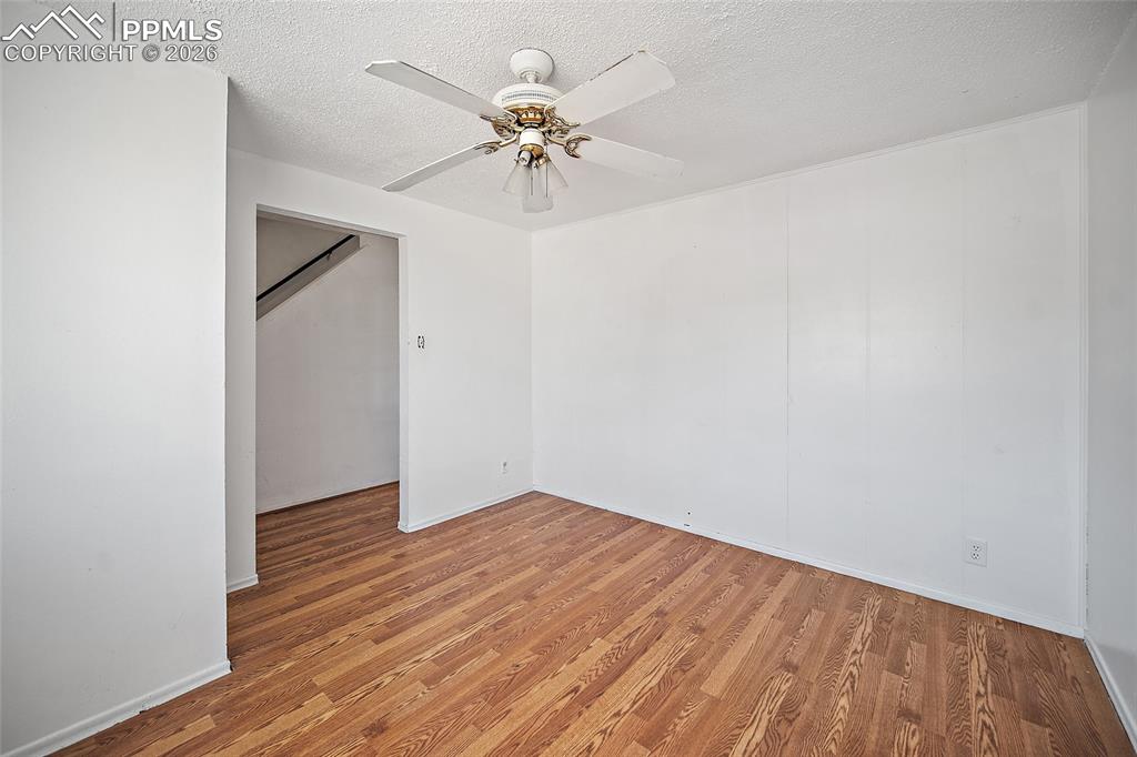 Image 8 of 35: Office