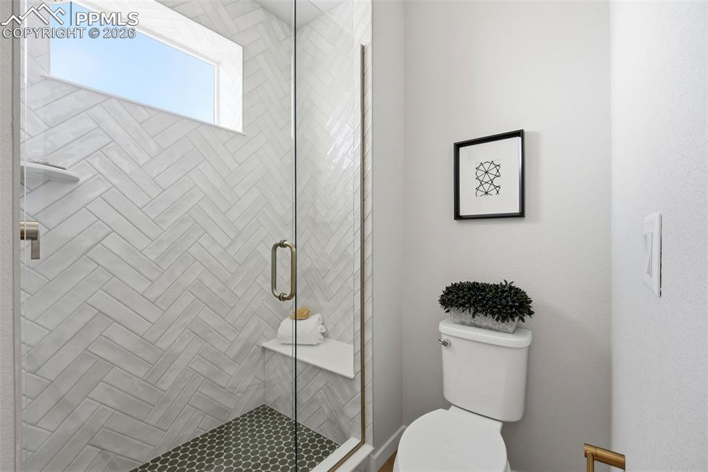 Image 21 of 32: No Description Available