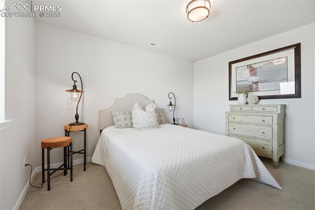 Image 25 of 32: No Description Available