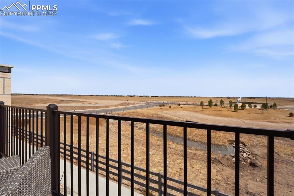 Image 29 of 32: No Description Available