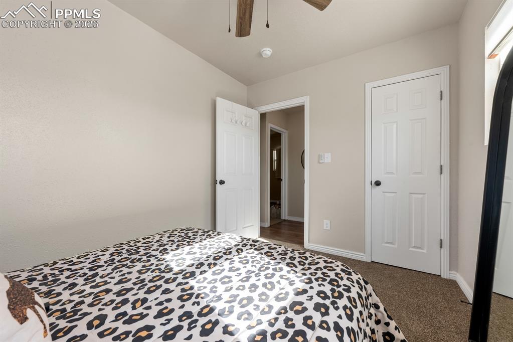 Image 12 of 19: Bedroom