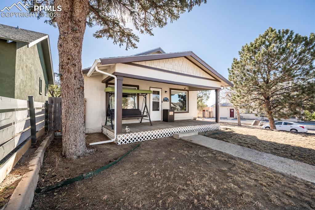 Image 2 of 19: Back of Structure