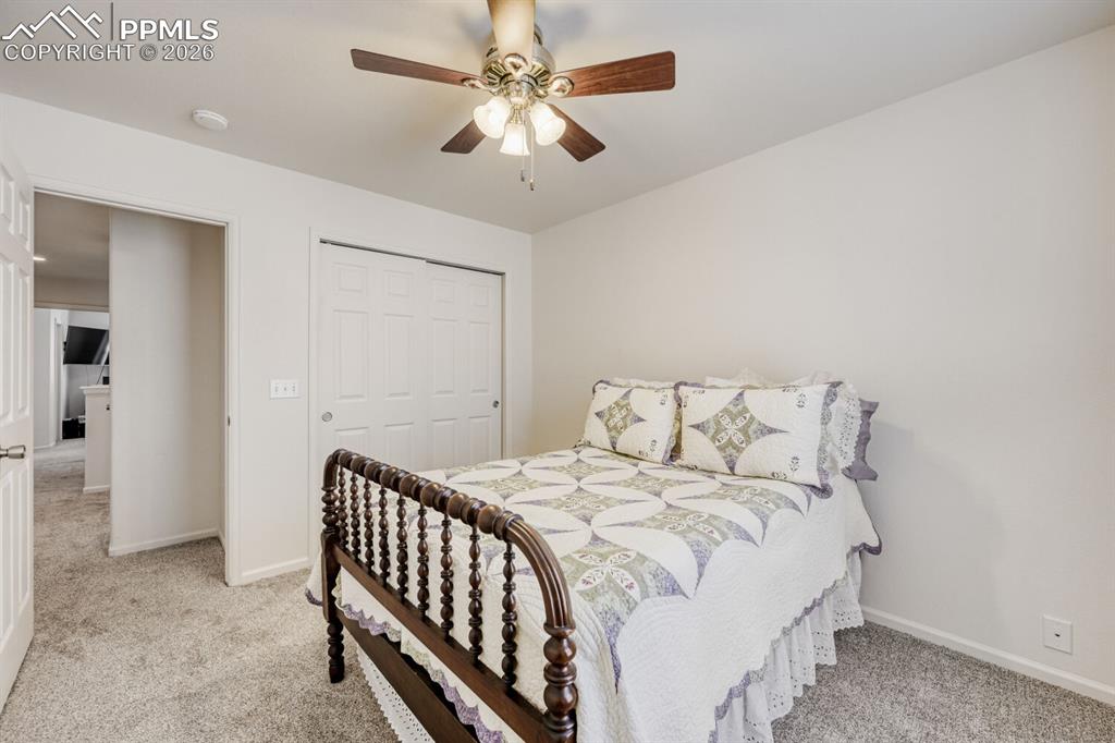 Image 20 of 29: Bedroom