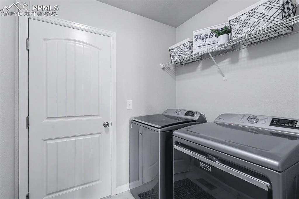 Image 13 of 23: Laundry