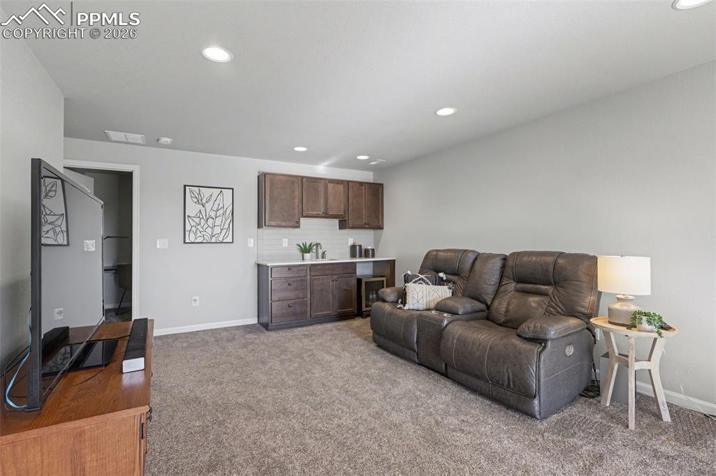 Image 14 of 23: Family Room