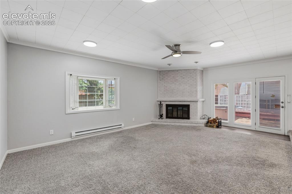 Image 16 of 43: Living Room