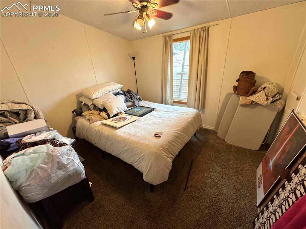 Image 17 of 33: Bedroom