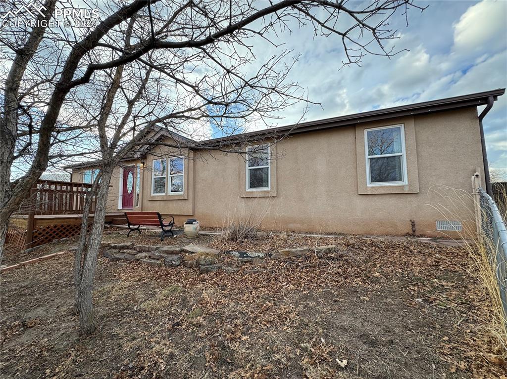 Image 26 of 33: Side of Structure