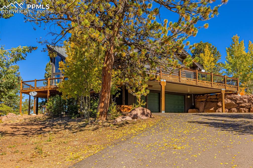 Image 4 of 46: Front of Structure