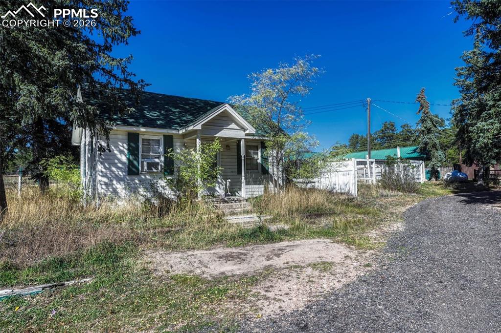 Image 46 of 46: Front of Structure