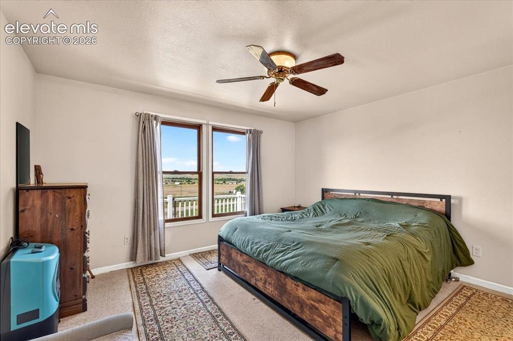 Image 18 of 48: Bedroom
