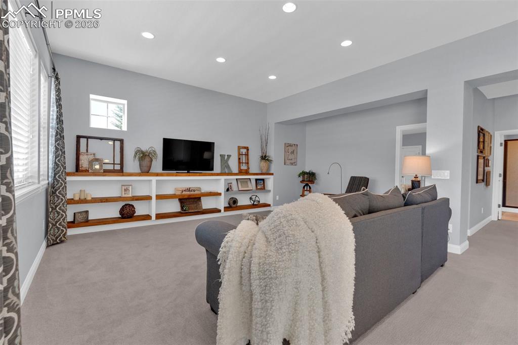 Image 24 of 42: Living Room