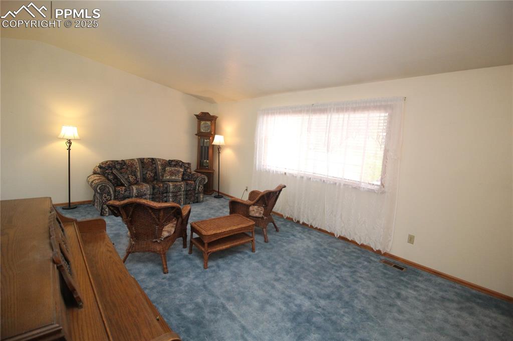 Image 3 of 34: Living Room