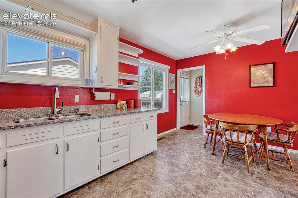 Image 11 of 48: Kitchen